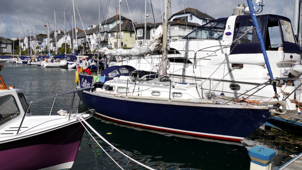 Callisto tucked up in Port Pendennis marian