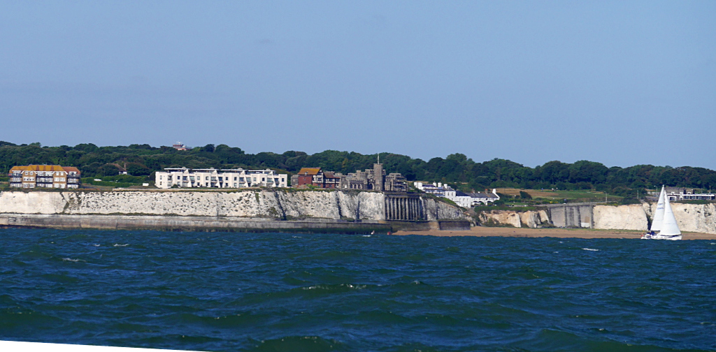 Kingsgate Castle