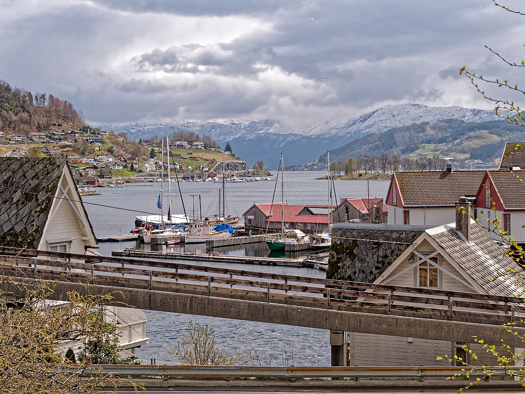 Norheimsund-Norway-1024px